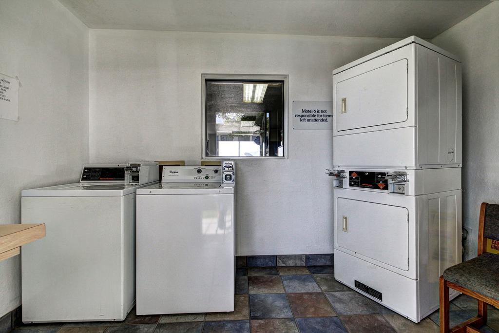 Motel 6 Wells Exteriér fotografie