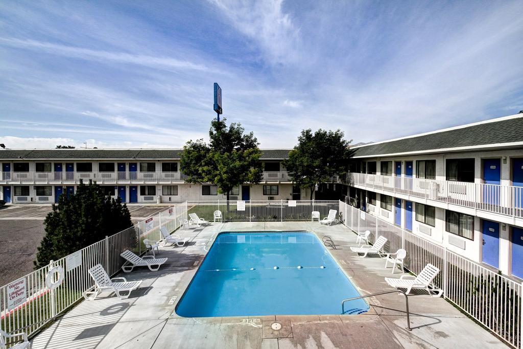 Motel 6 Wells Exteriér fotografie