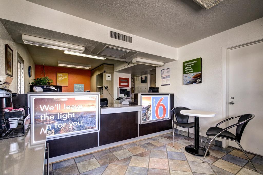 Motel 6 Wells Exteriér fotografie