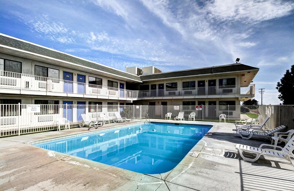 Motel 6 Wells Exteriér fotografie